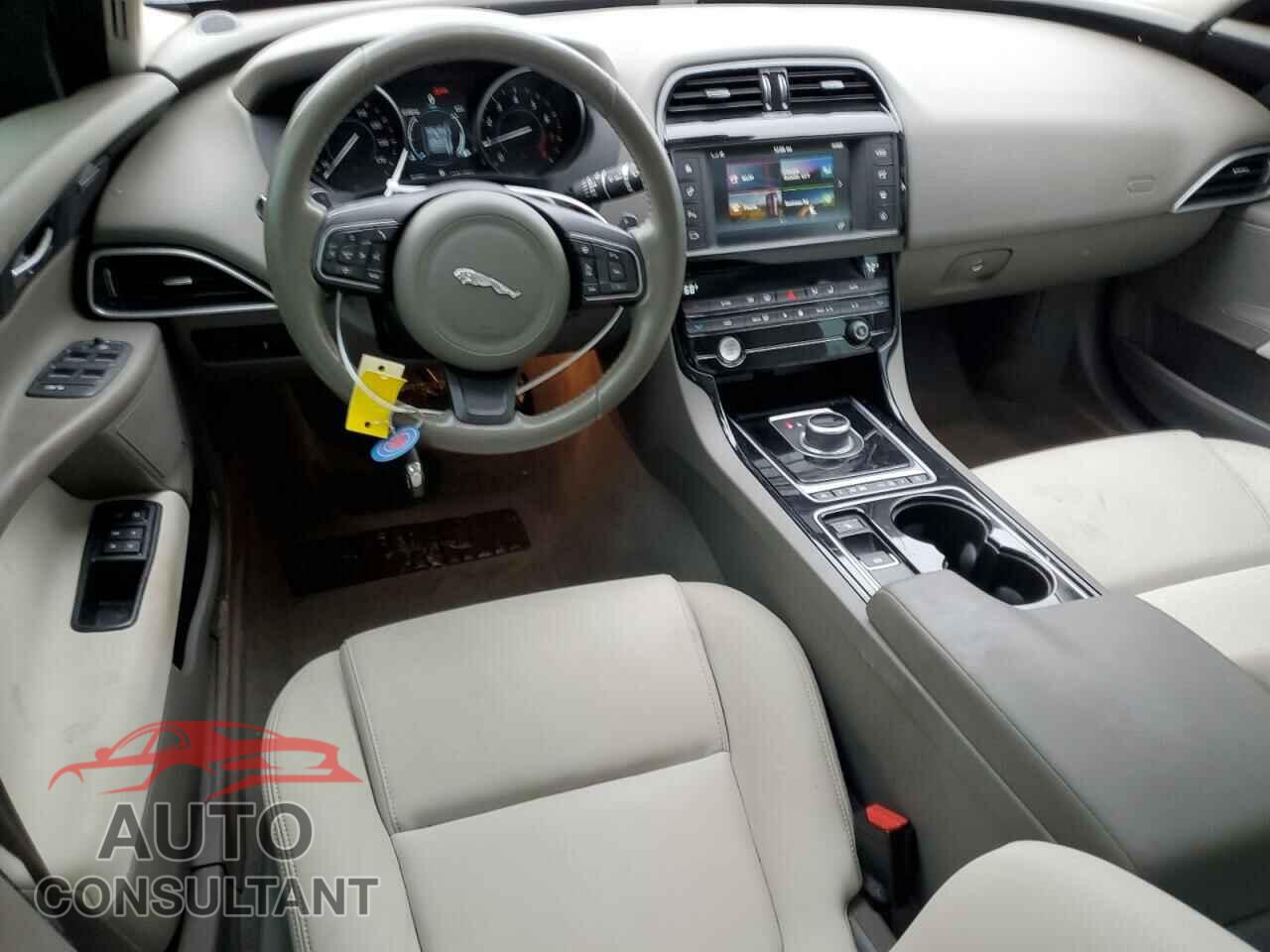 JAGUAR XE 2017 - SAJAD4BG9HA956109