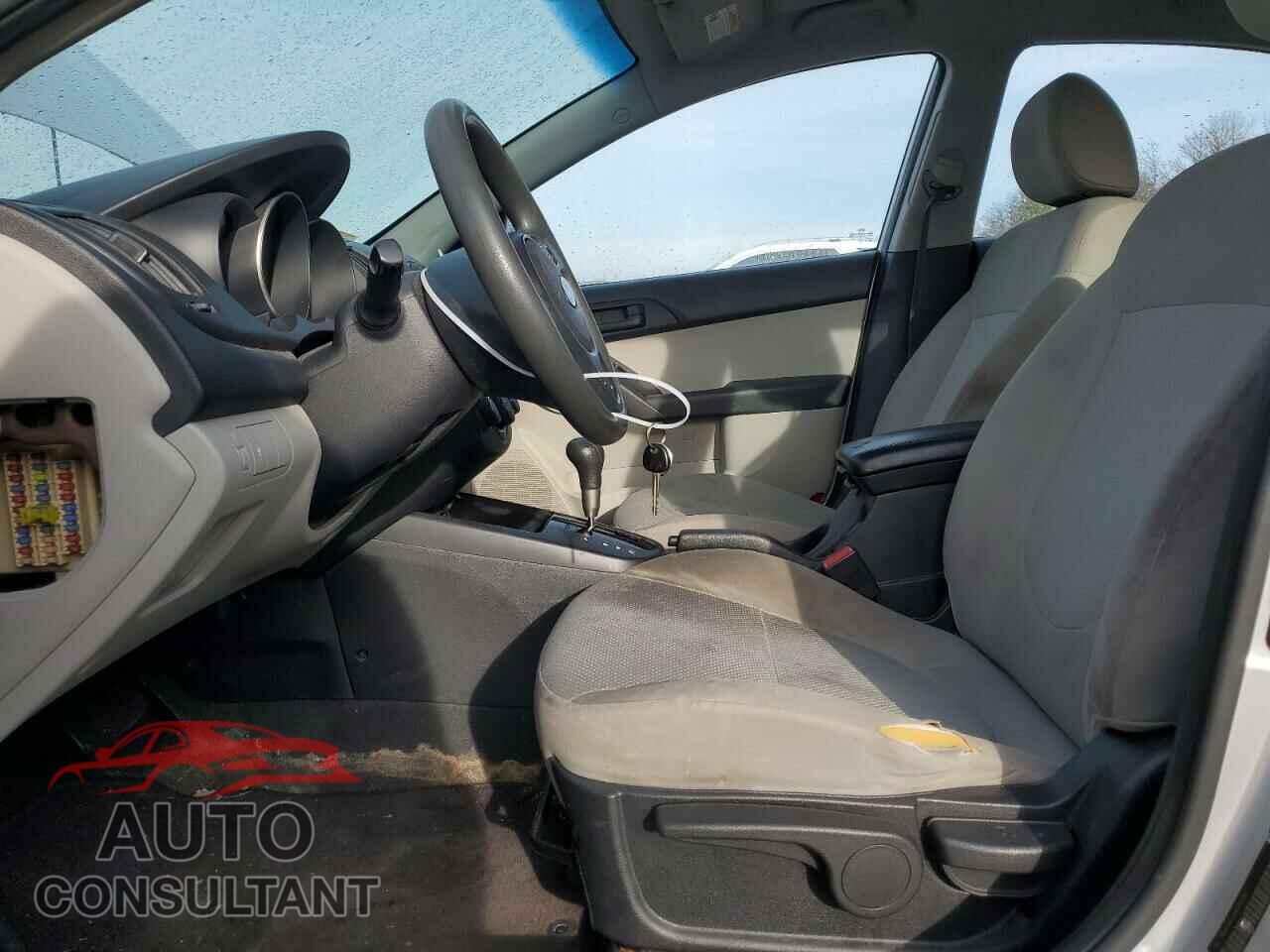 KIA FORTE 2010 - KNAFU4A28A5050412