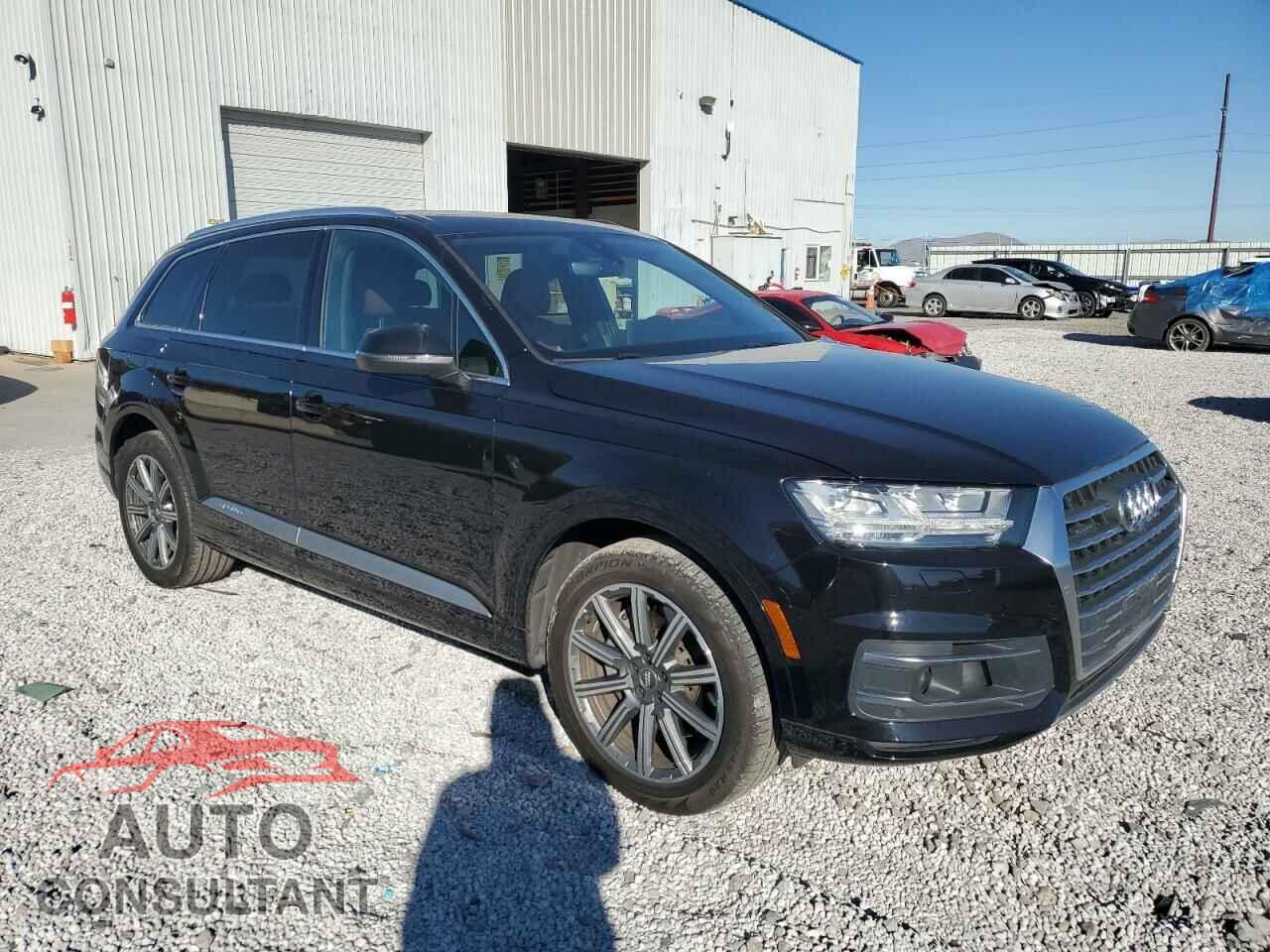 AUDI Q7 2018 - WA1LAAF74JD025203