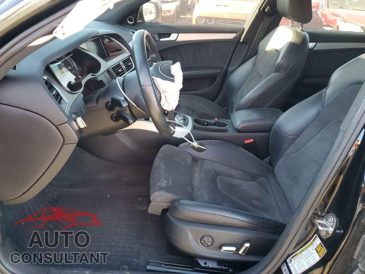 AUDI A4 2014 - WAUMFAFL9EN041175