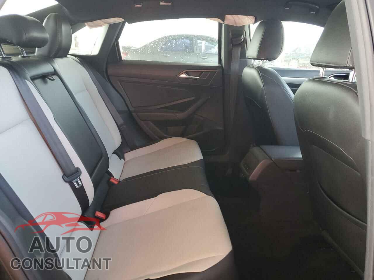 VOLKSWAGEN JETTA 2020 - 3VWCB7BUXLM032856