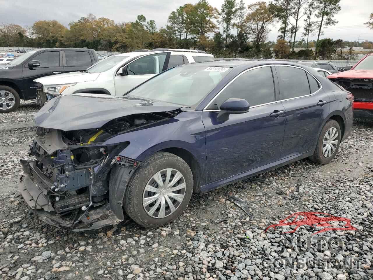 TOYOTA CAMRY 2022 - 4T1C31AK2NU594757