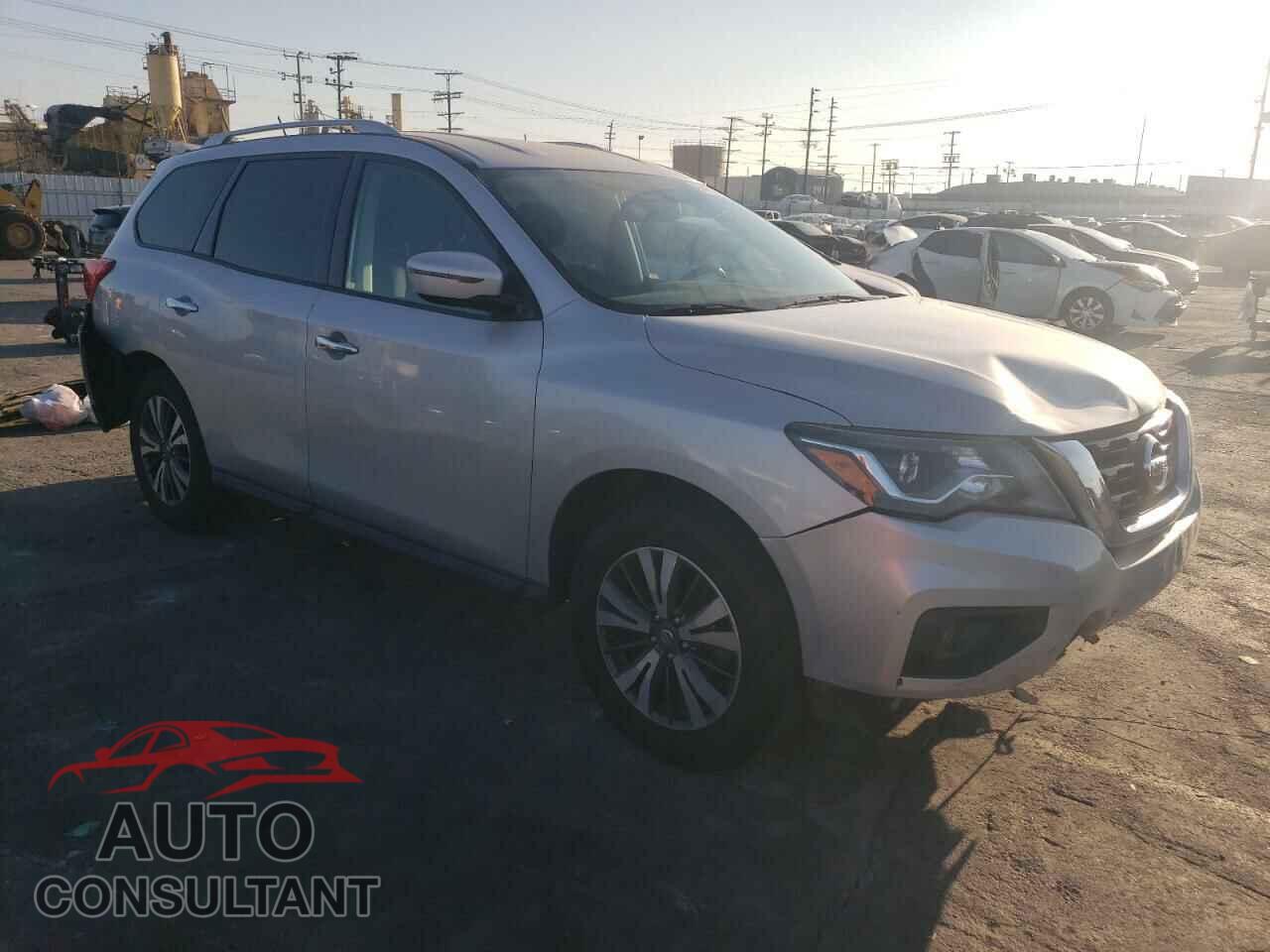 NISSAN PATHFINDER 2017 - 5N1DR2MN5HC648948