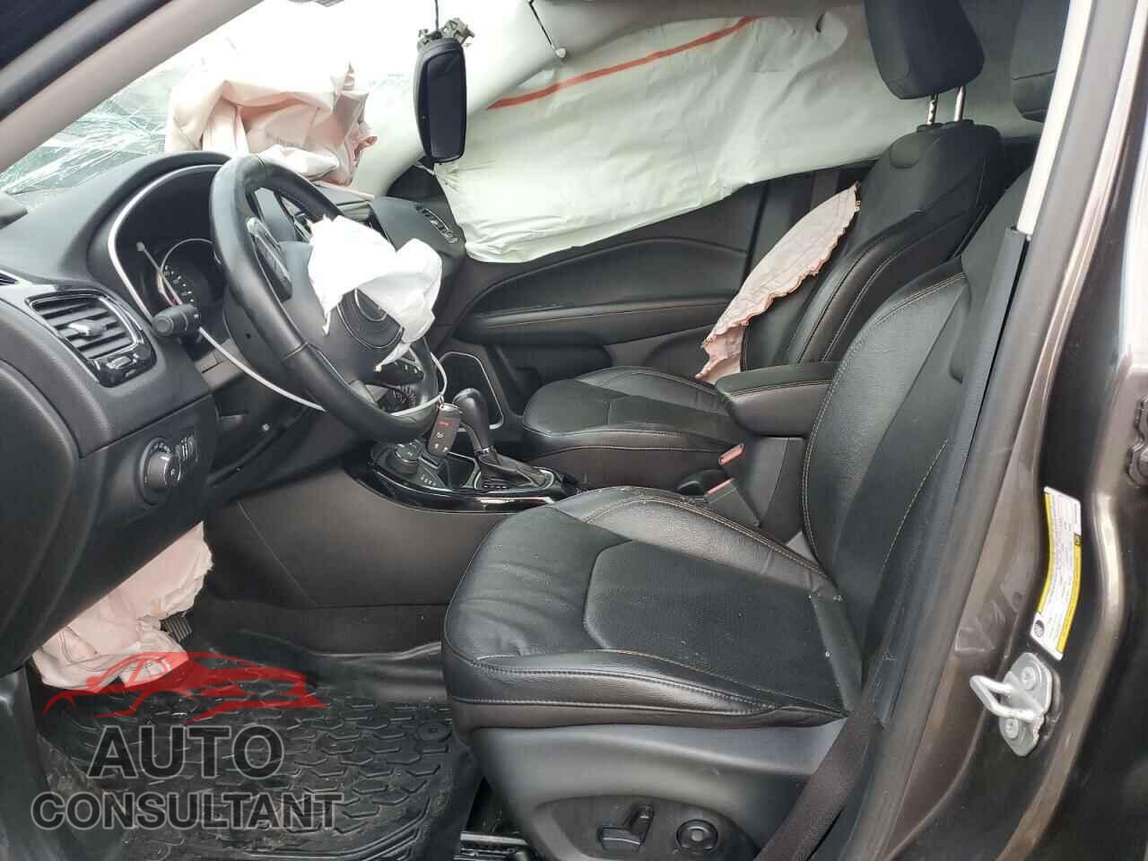 JEEP COMPASS 2021 - 3C4NJDCB9MT540236