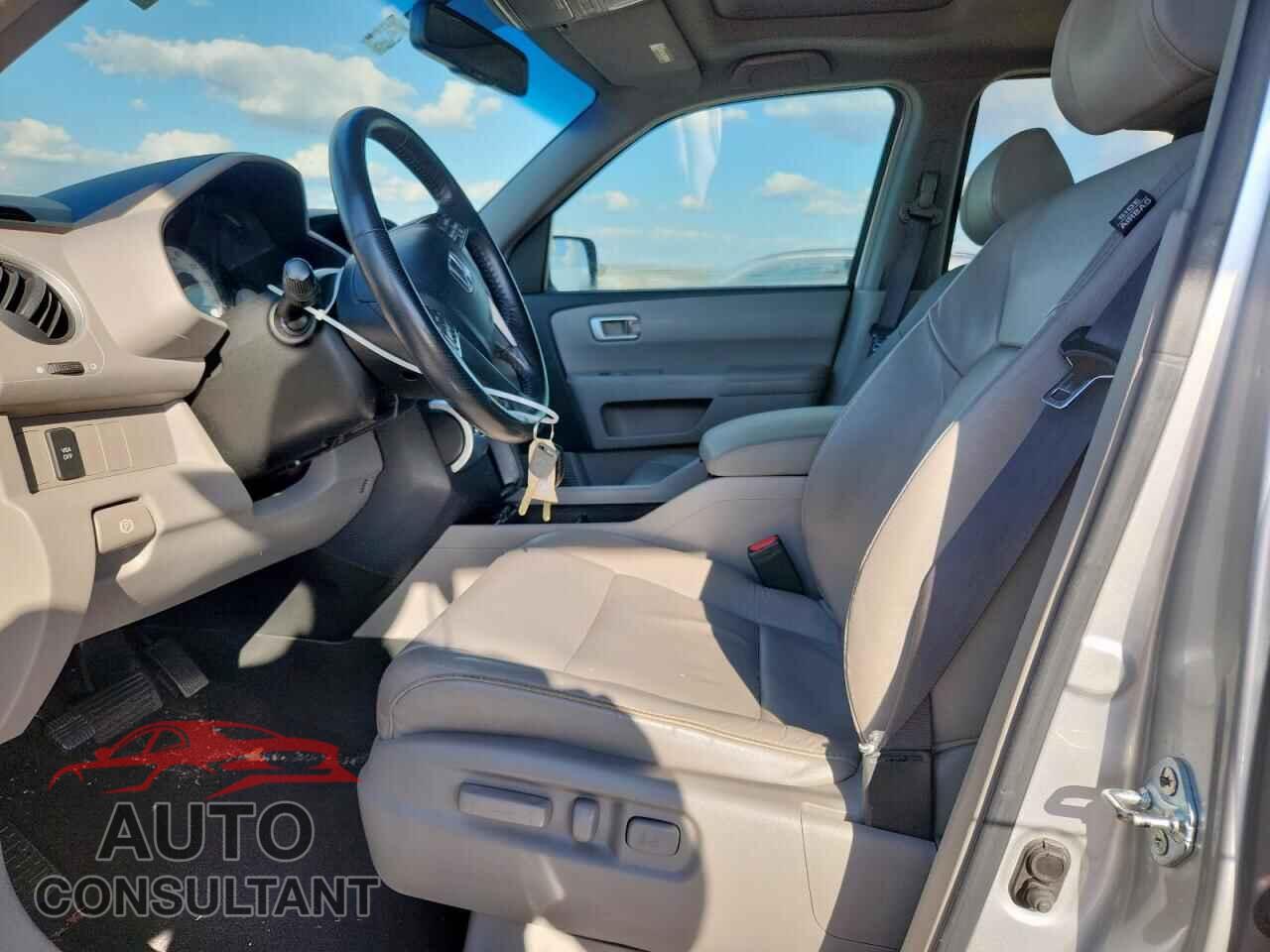 HONDA PILOT 2009 - 5FNYF38529B021773