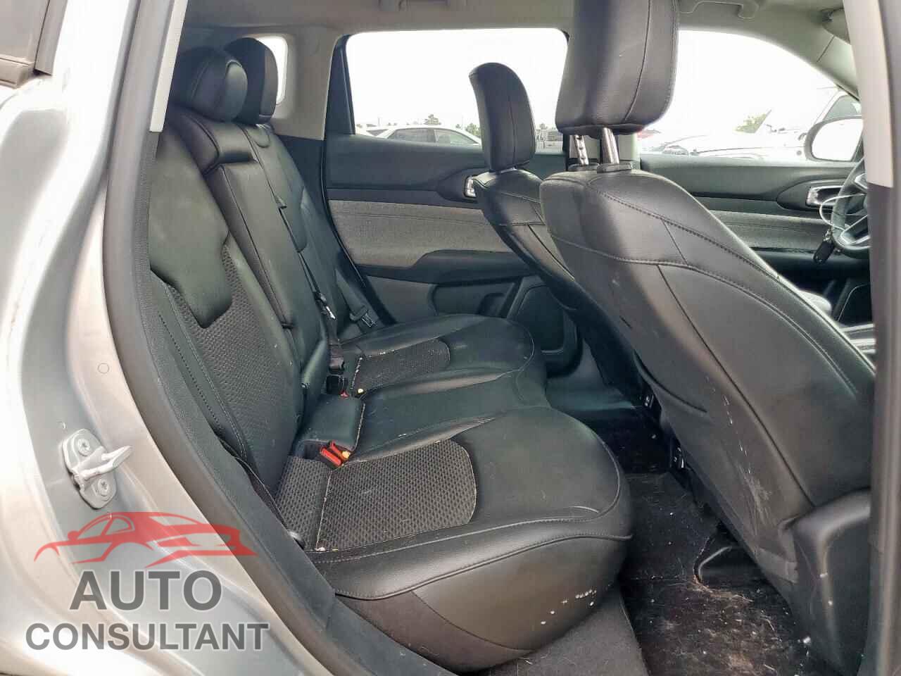JEEP COMPASS 2022 - 3C4NJCBB0NT192517