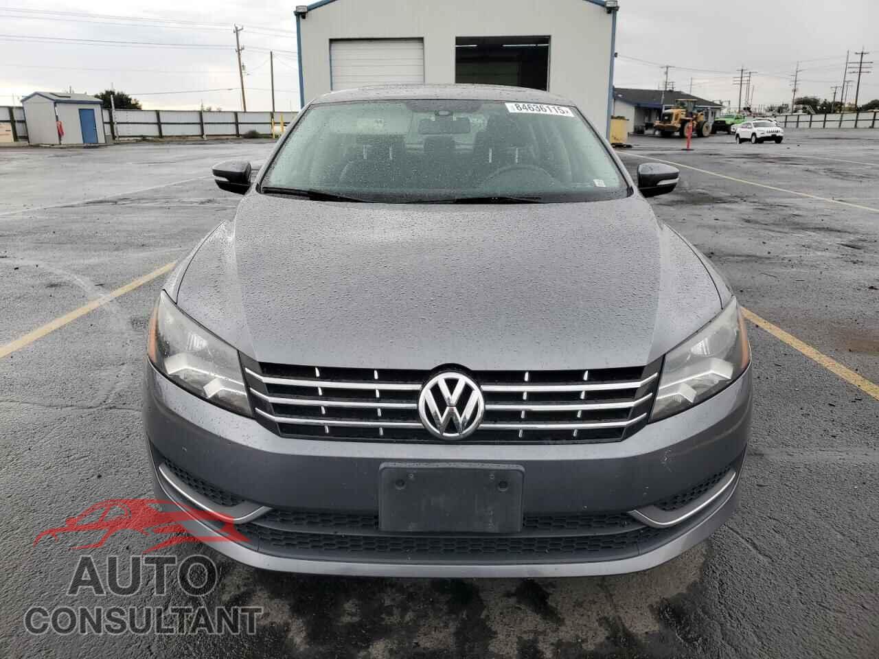 VOLKSWAGEN PASSAT 2015 - 1VWBV7A30FC059341