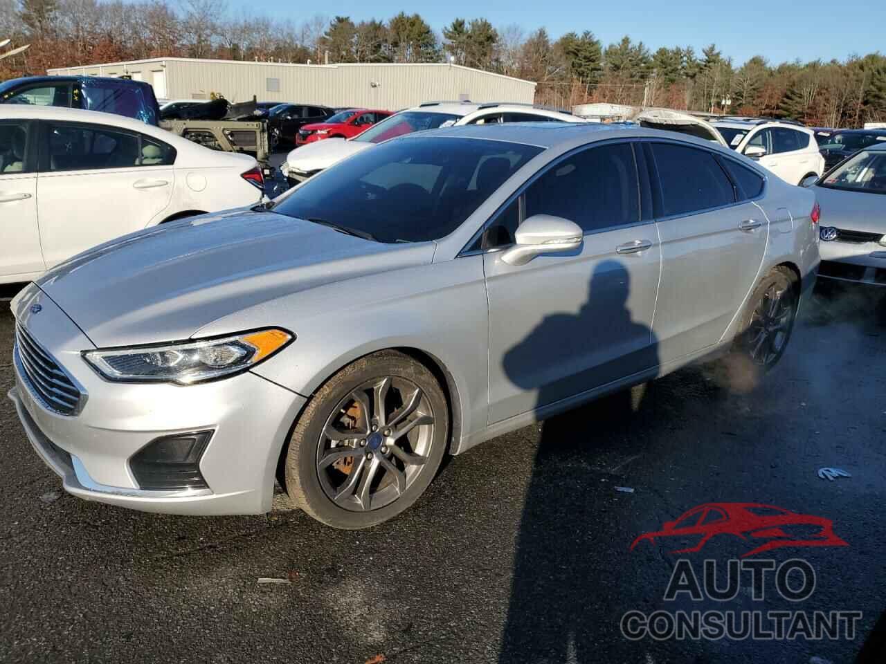 FORD FUSION 2019 - 3FA6P0CD5KR150585