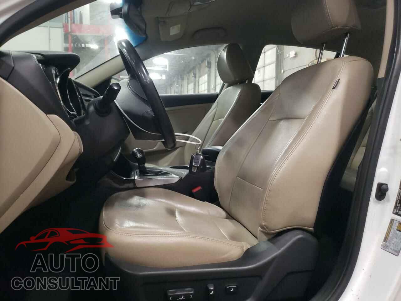 KIA OPTIMA 2013 - 5XXGN4A7XDG155663