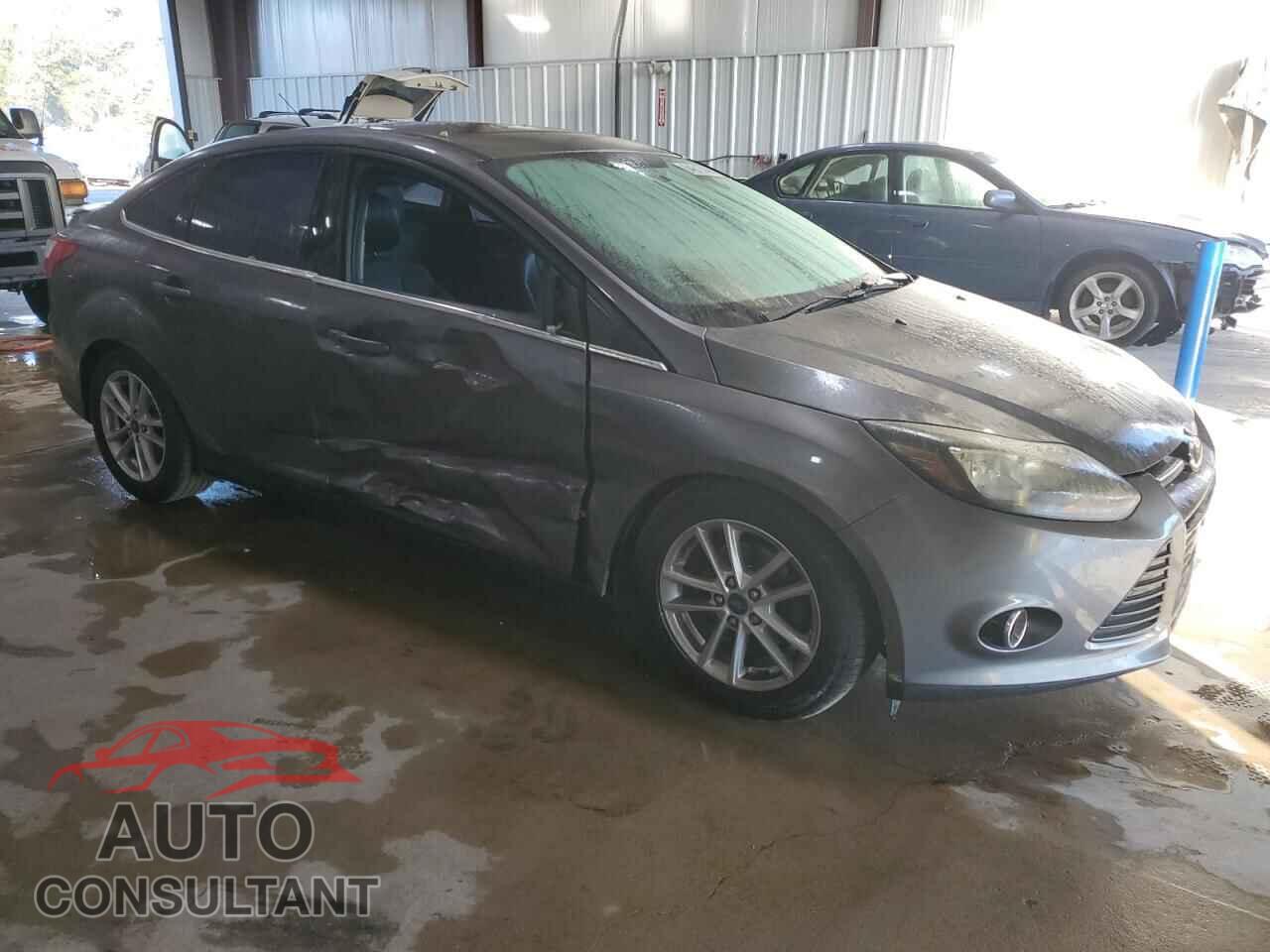 FORD FOCUS 2014 - 1FADP3J21EL121002
