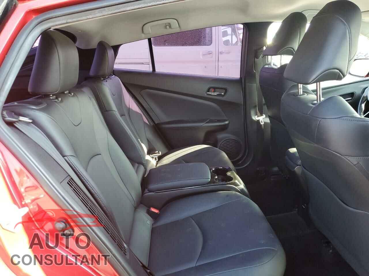 TOYOTA PRIUS 2017 - JTDKARFP5H3050515