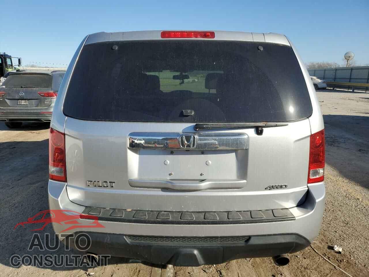 HONDA PILOT 2013 - 5FNYF4H57DB055495