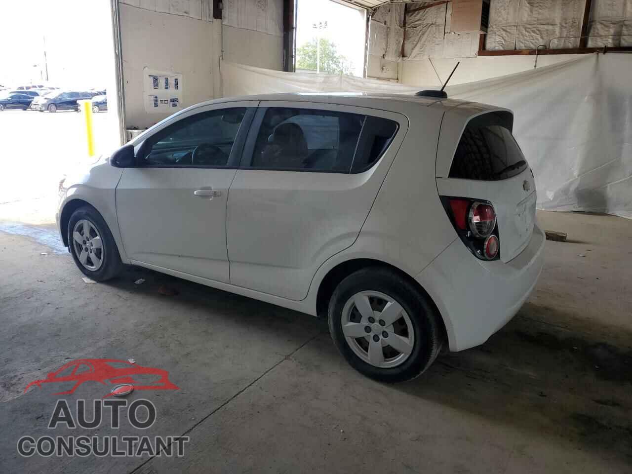 CHEVROLET SONIC 2016 - 1G1JA6SHXG4103087