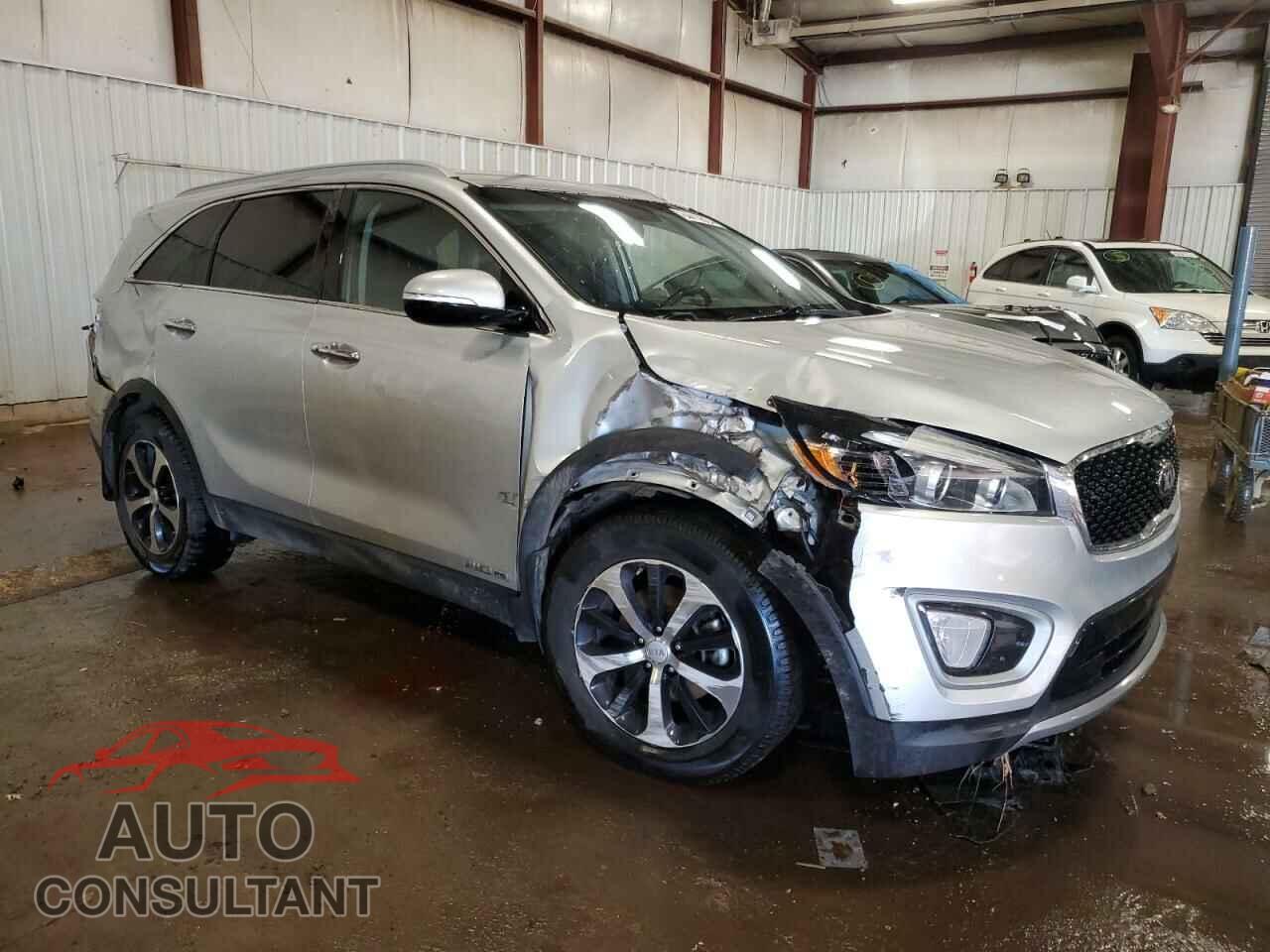 KIA SORENTO 2018 - 5XYPHDA56JG393085