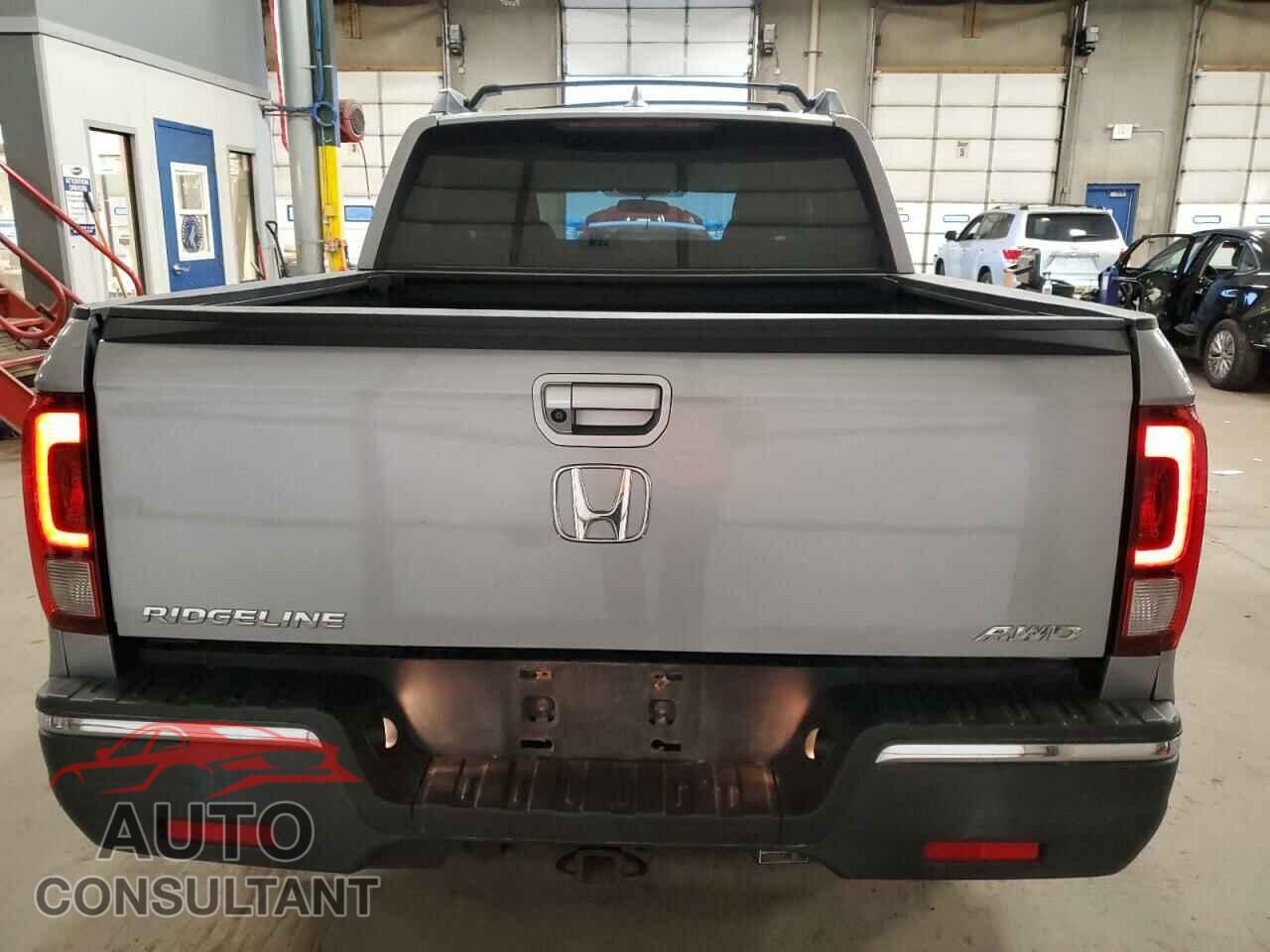 HONDA RIDGELINE 2017 - 5FPYK3F51HB010462