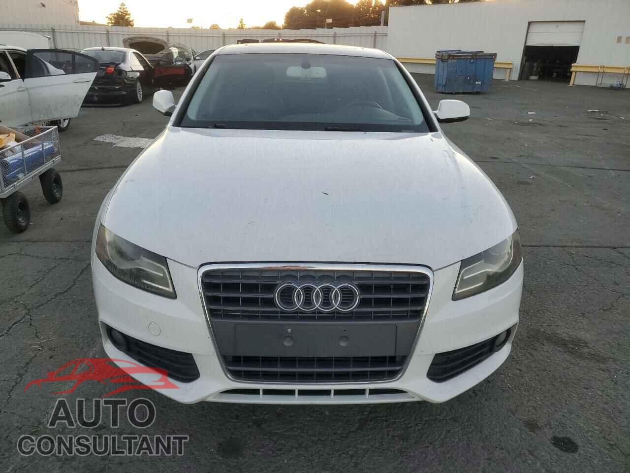 AUDI A4 2011 - WAUEFAFL6BN030473