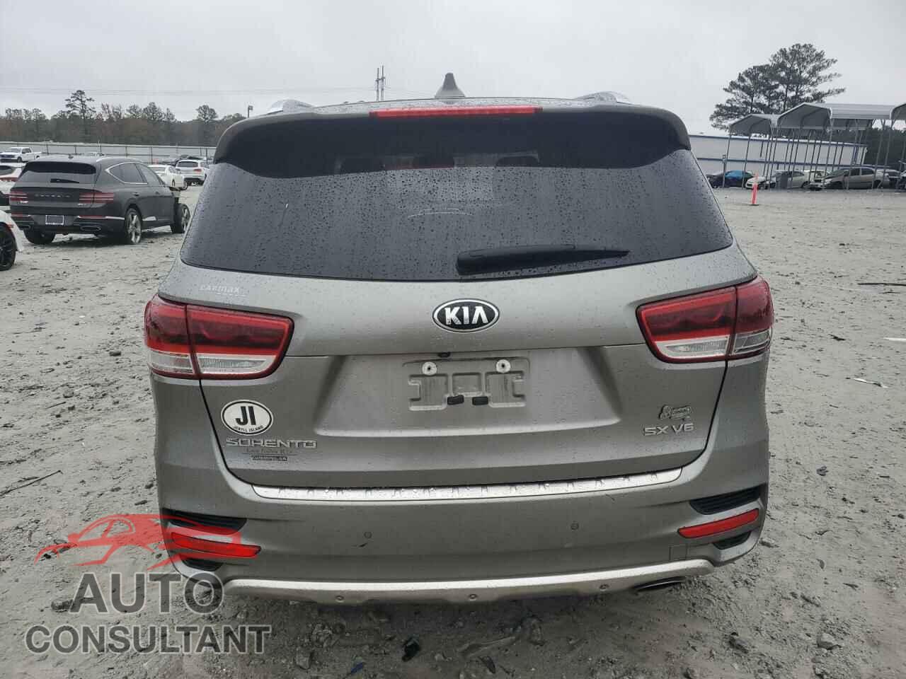 KIA SORENTO 2017 - 5XYPK4A55HG239429