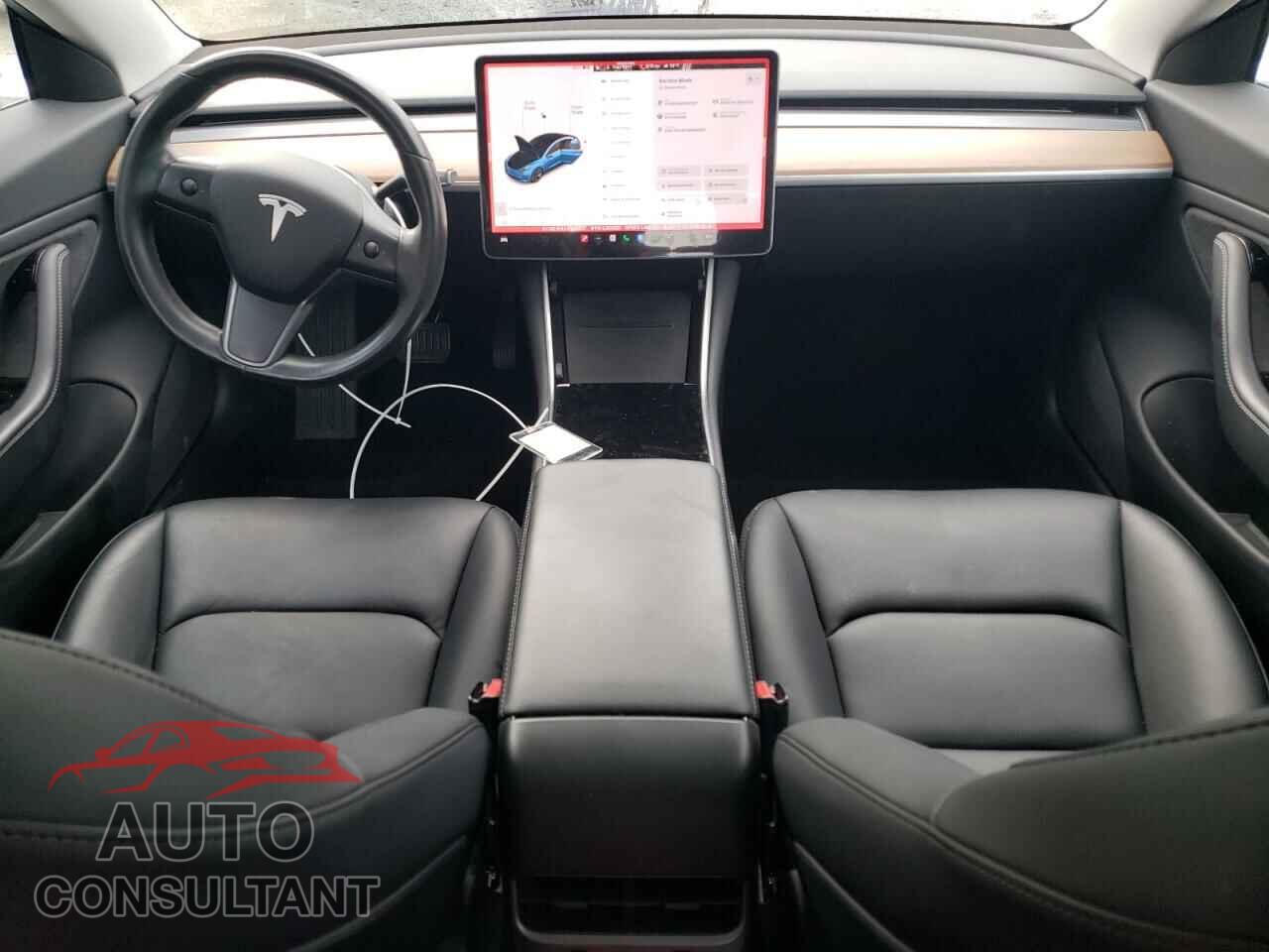 TESLA MODEL 3 2018 - 5YJ3E1EA2JF041237