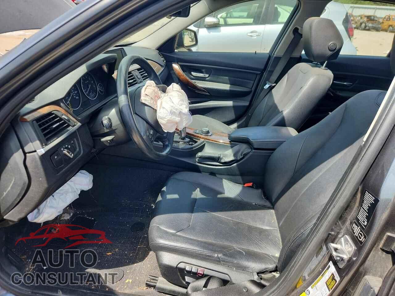 BMW 3 SERIES 2013 - WBA3C3C57DF980761