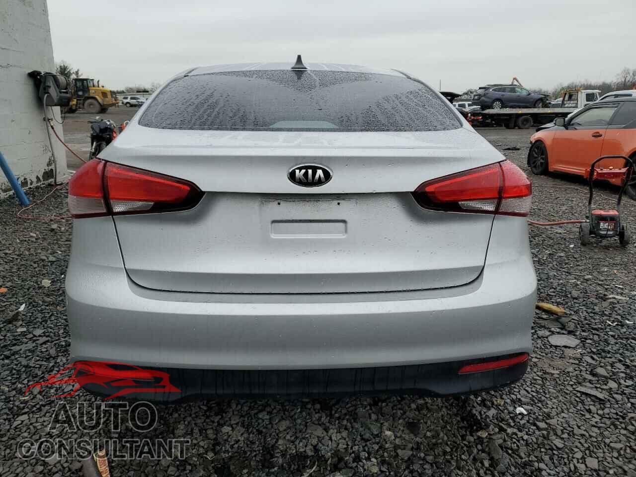 KIA FORTE 2017 - 3KPFK4A73HE082784