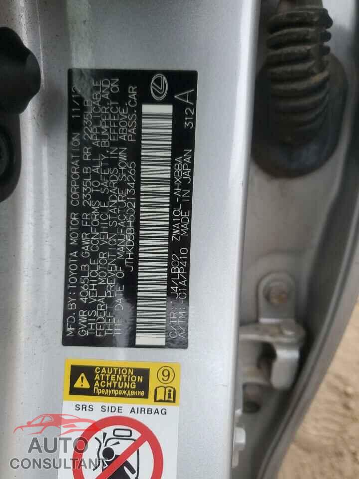 LEXUS CT 200 2013 - JTHKD5BH5D2134265