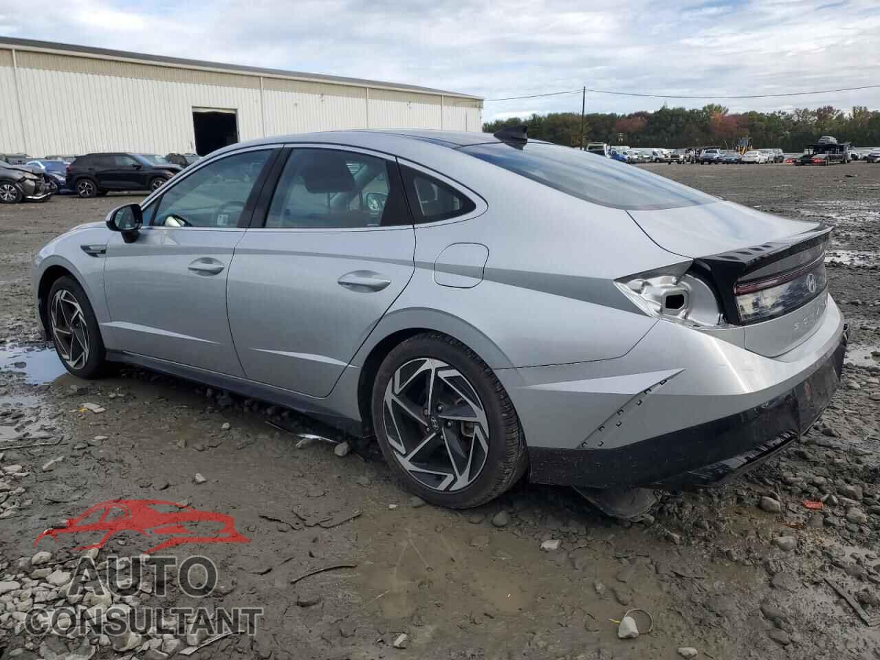 HYUNDAI SONATA 2024 - KMHL14JA3RA384819