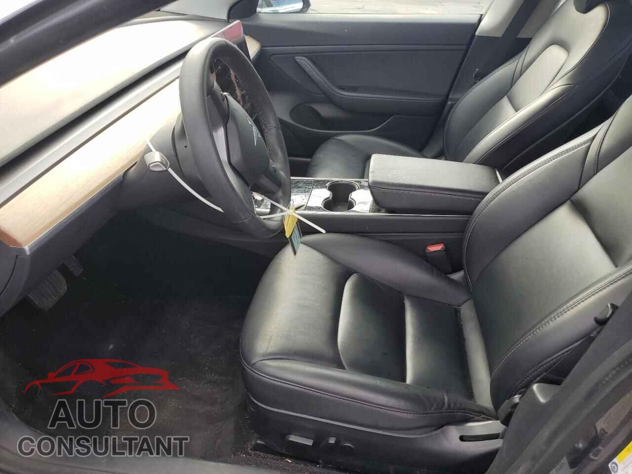 TESLA MODEL 3 2020 - 5YJ3E1EA3LF657838