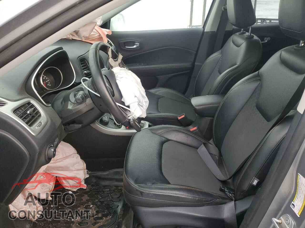 JEEP COMPASS 2019 - 3C4NJDBB4KT593554