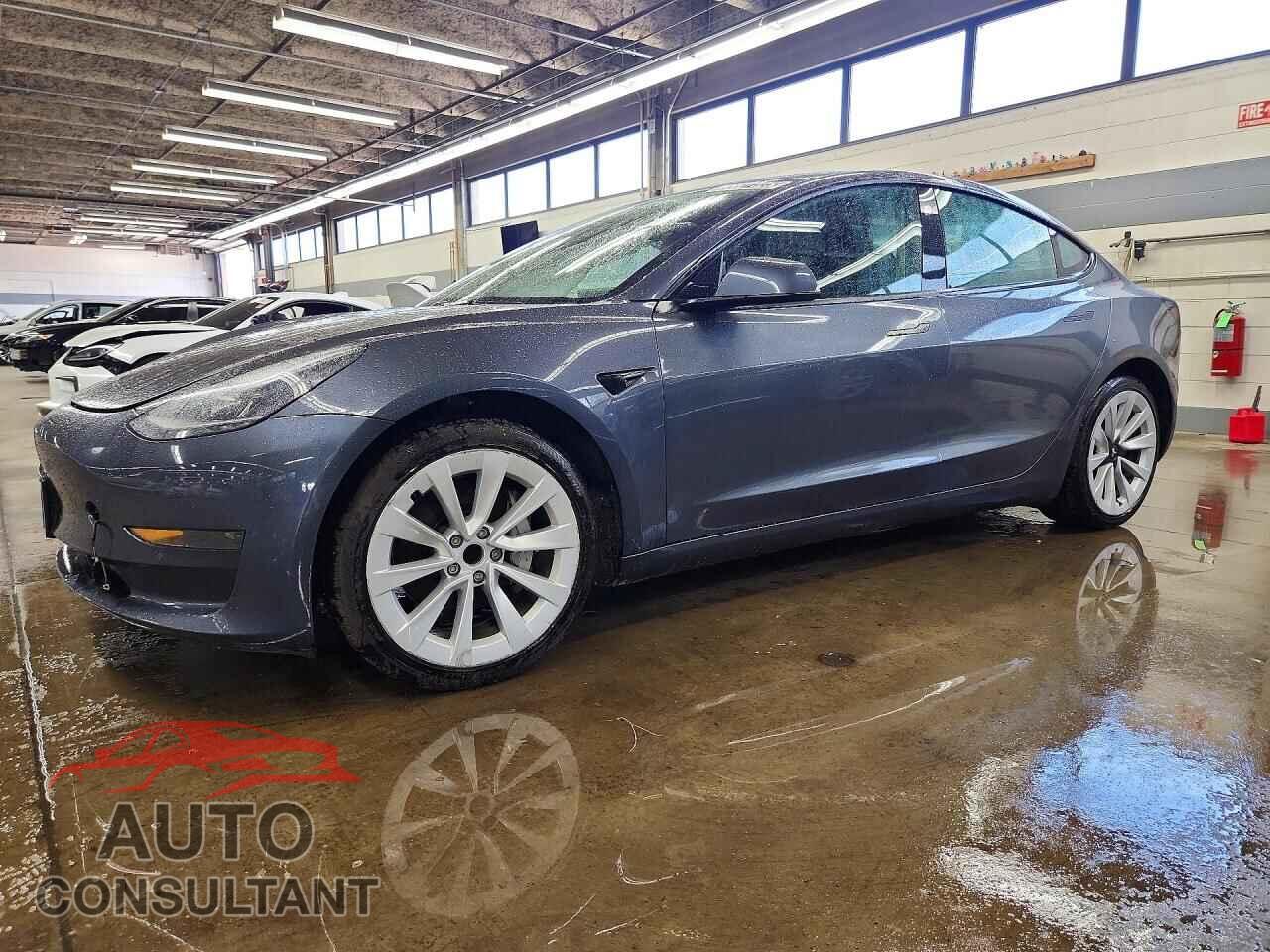 TESLA MODEL 3 2022 - 5YJ3E1EA1NF369075