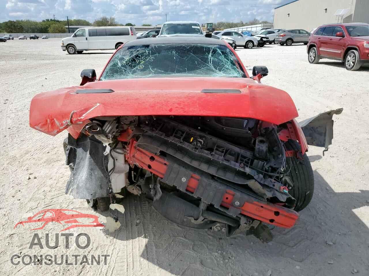FORD MUSTANG 2018 - 1FA6P8CF1J5180197