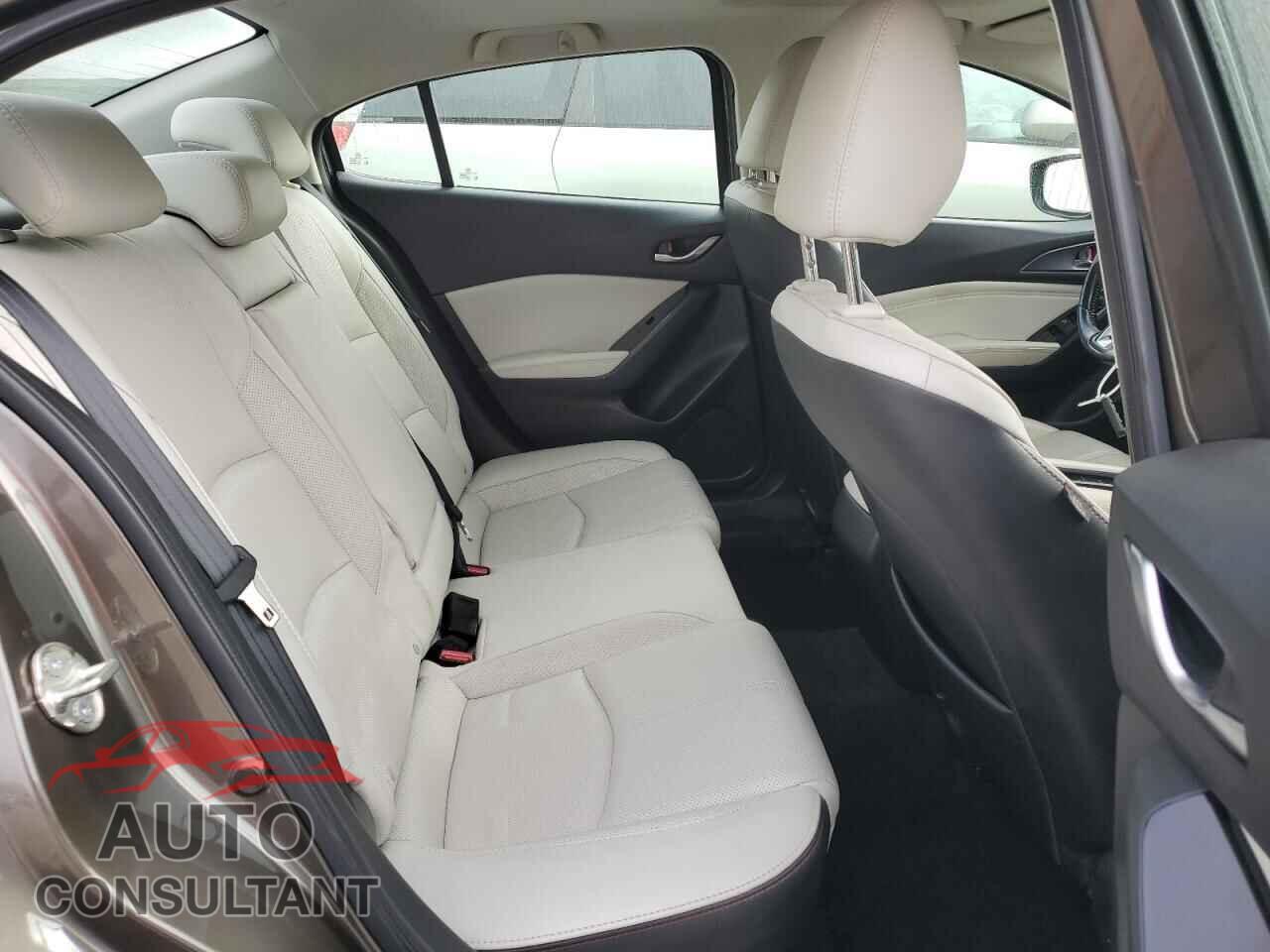 MAZDA 3 2017 - 3MZBN1W30HM134191
