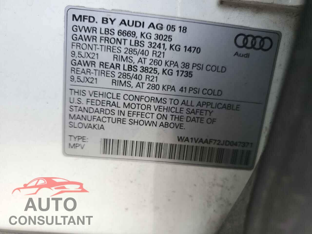 AUDI Q7 2018 - WA1VAAF72JD047371