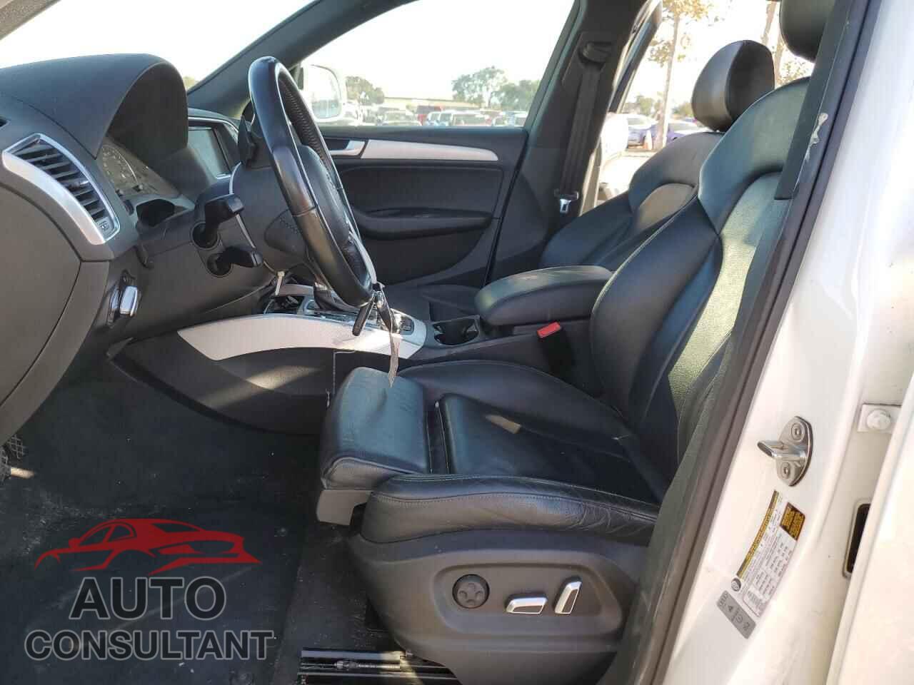 AUDI Q5 2017 - WA1M2AFP1HA034227