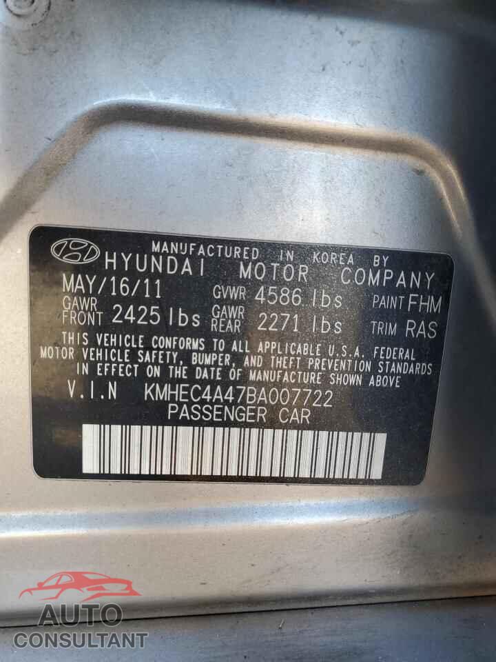 HYUNDAI SONATA 2011 - KMHEC4A47BA007722