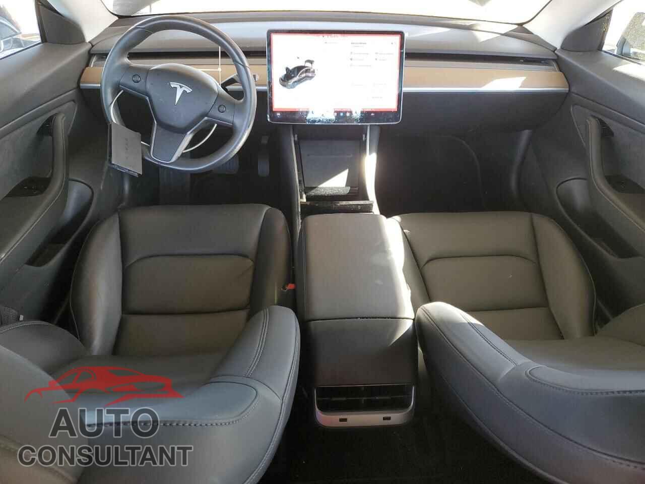 TESLA MODEL 3 2018 - 5YJ3E1EA9JF158572