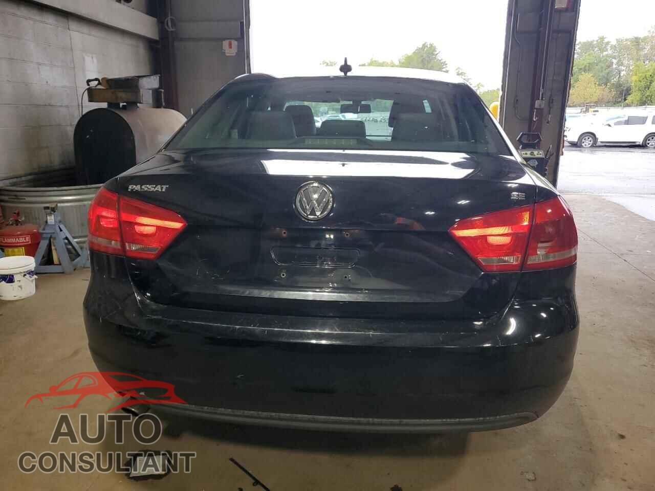 VOLKSWAGEN PASSAT 2013 - 1VWBP7A31DC141683