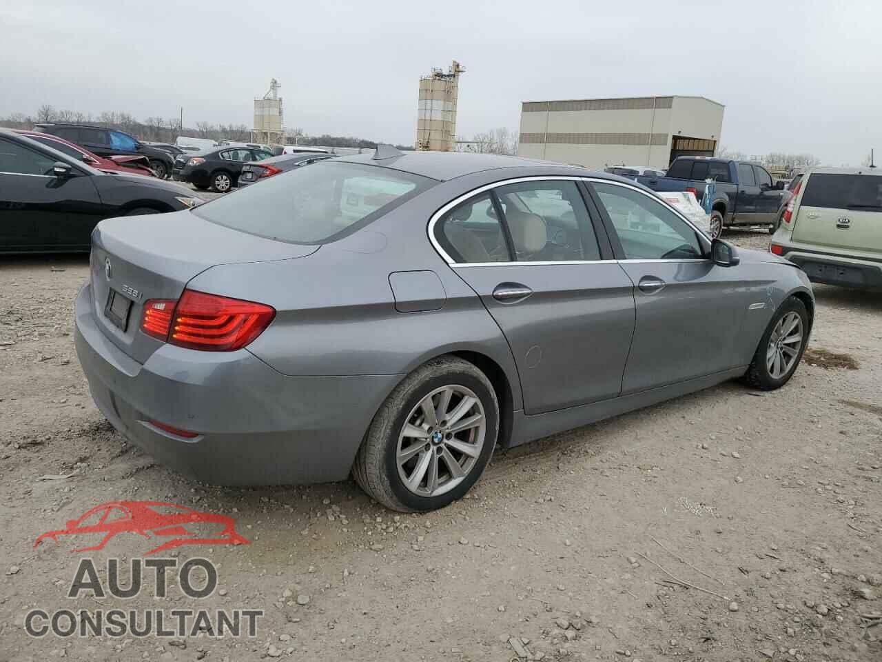 BMW 5 SERIES 2016 - WBA5A5C55GG351816