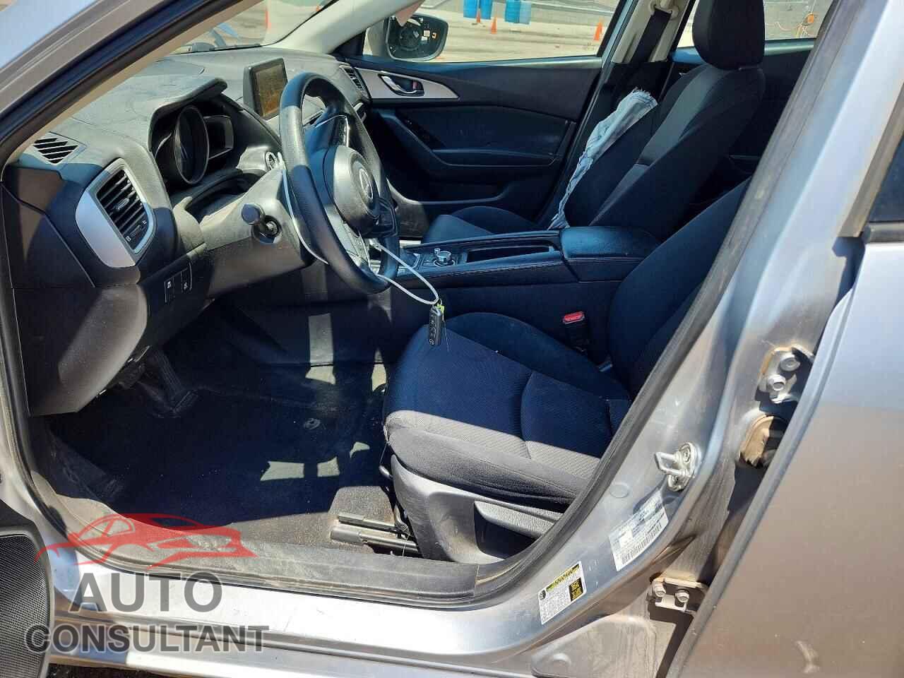 MAZDA 3 2017 - 3MZBN1U70HM101553