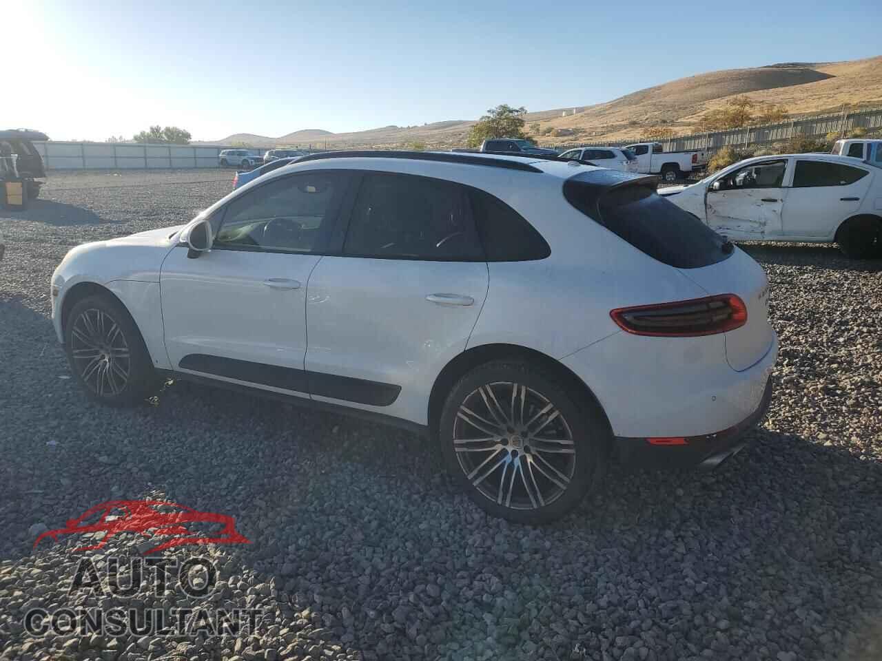 PORSCHE MACAN 2015 - WP1AB2A56FLB66453