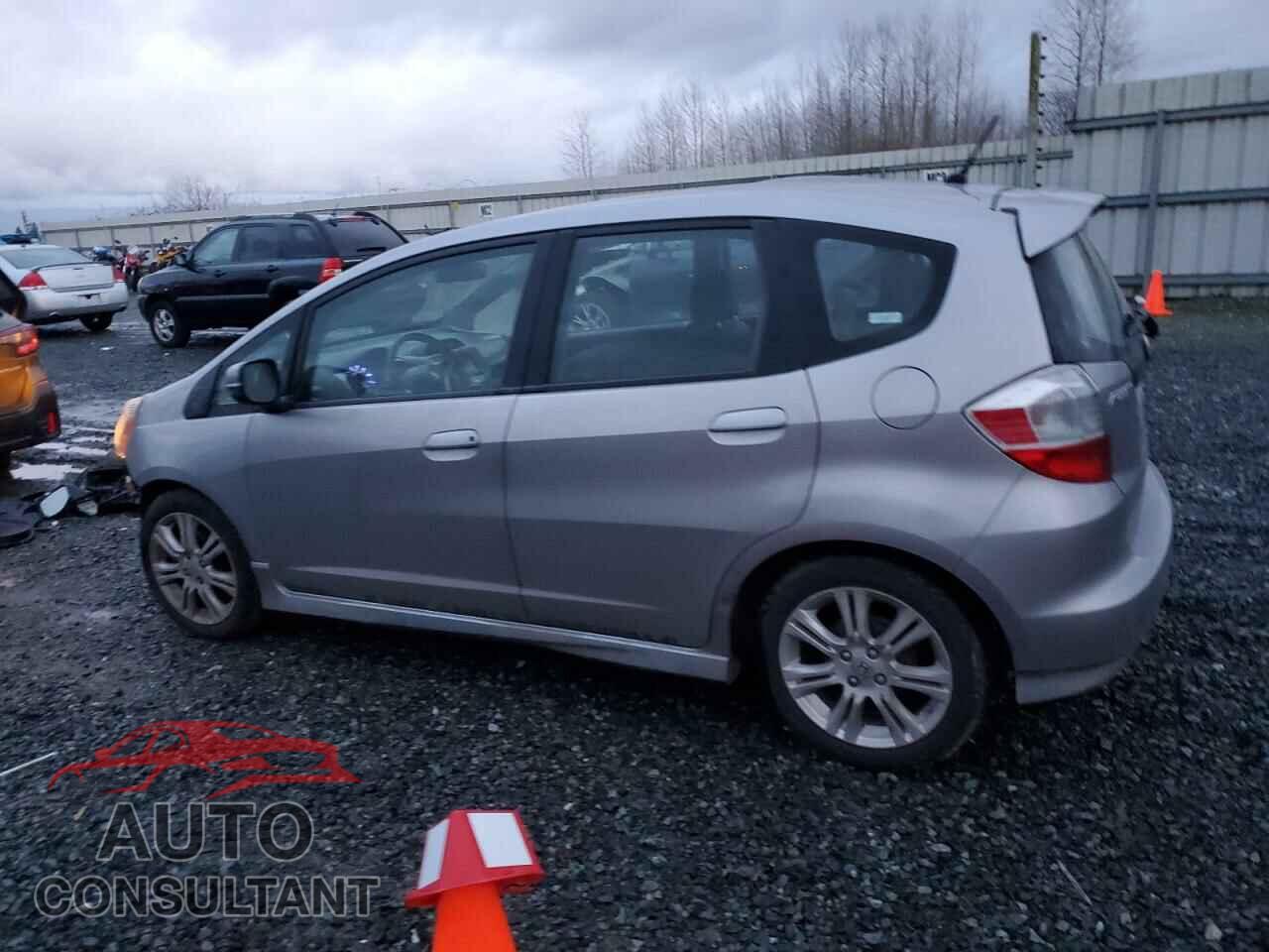 HONDA FIT 2009 - JHMGE88629S056920