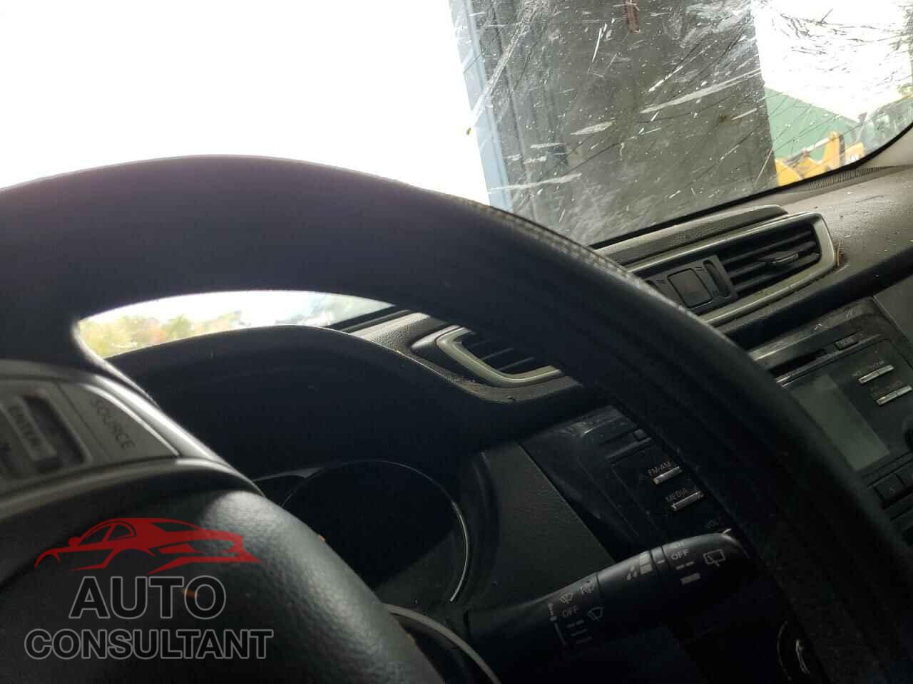 NISSAN ROGUE 2015 - KNMAT2MV2FP522755