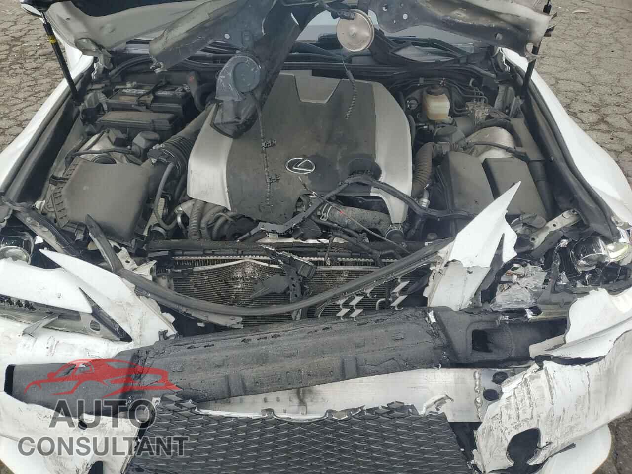 LEXUS IS 2014 - JTHBE1D24E5011040