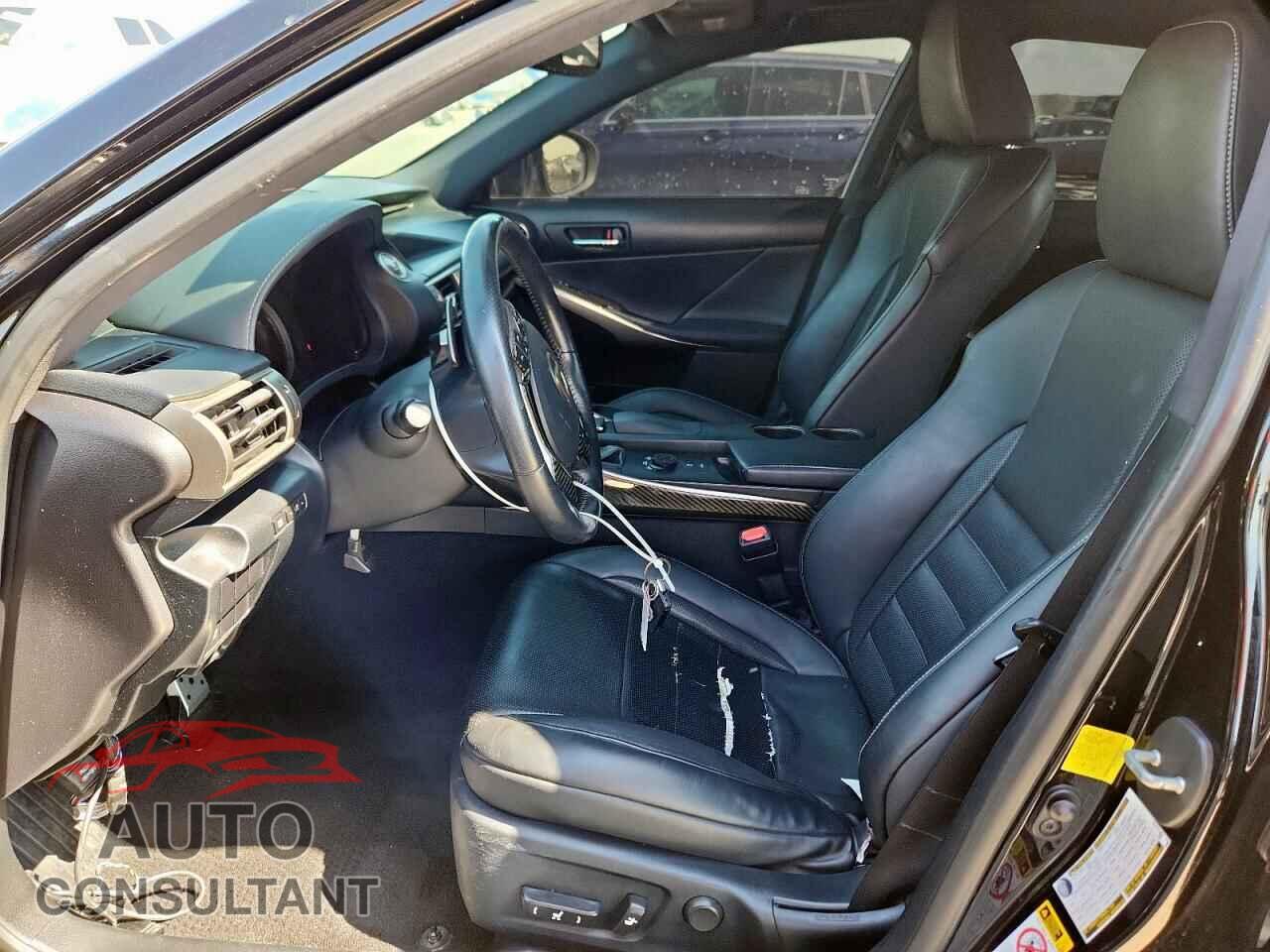 LEXUS IS 2015 - JTHBE1D28F5021085