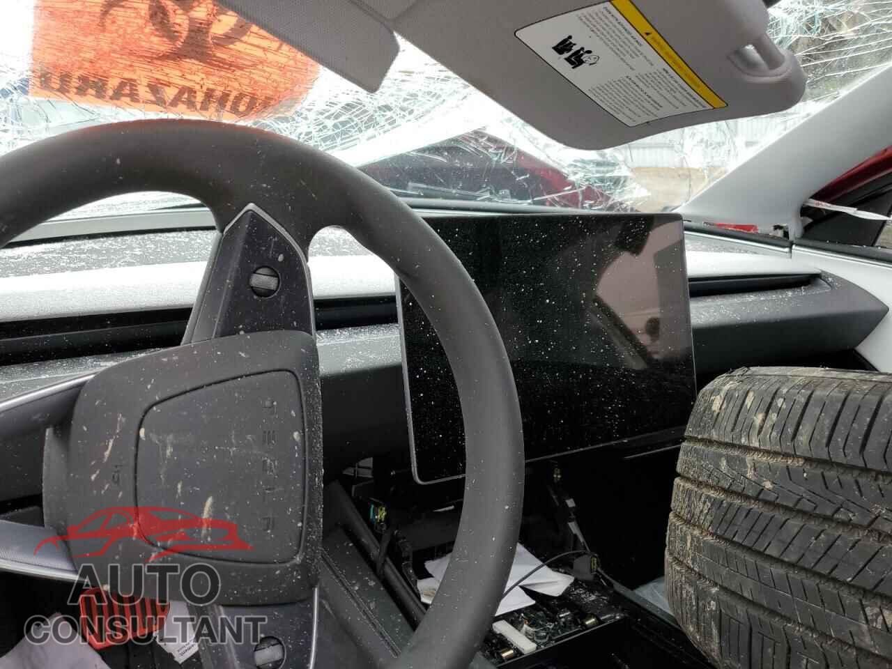 TESLA MODEL 3 2024 - LRW3E7FA9RC057958
