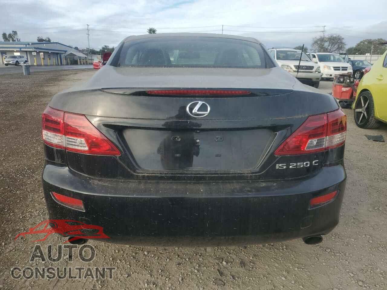 LEXUS IS 2011 - JTHFF2C28B2517070