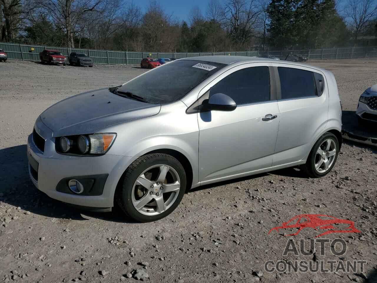 CHEVROLET SONIC 2012 - 1G1JE6SH3C4103415