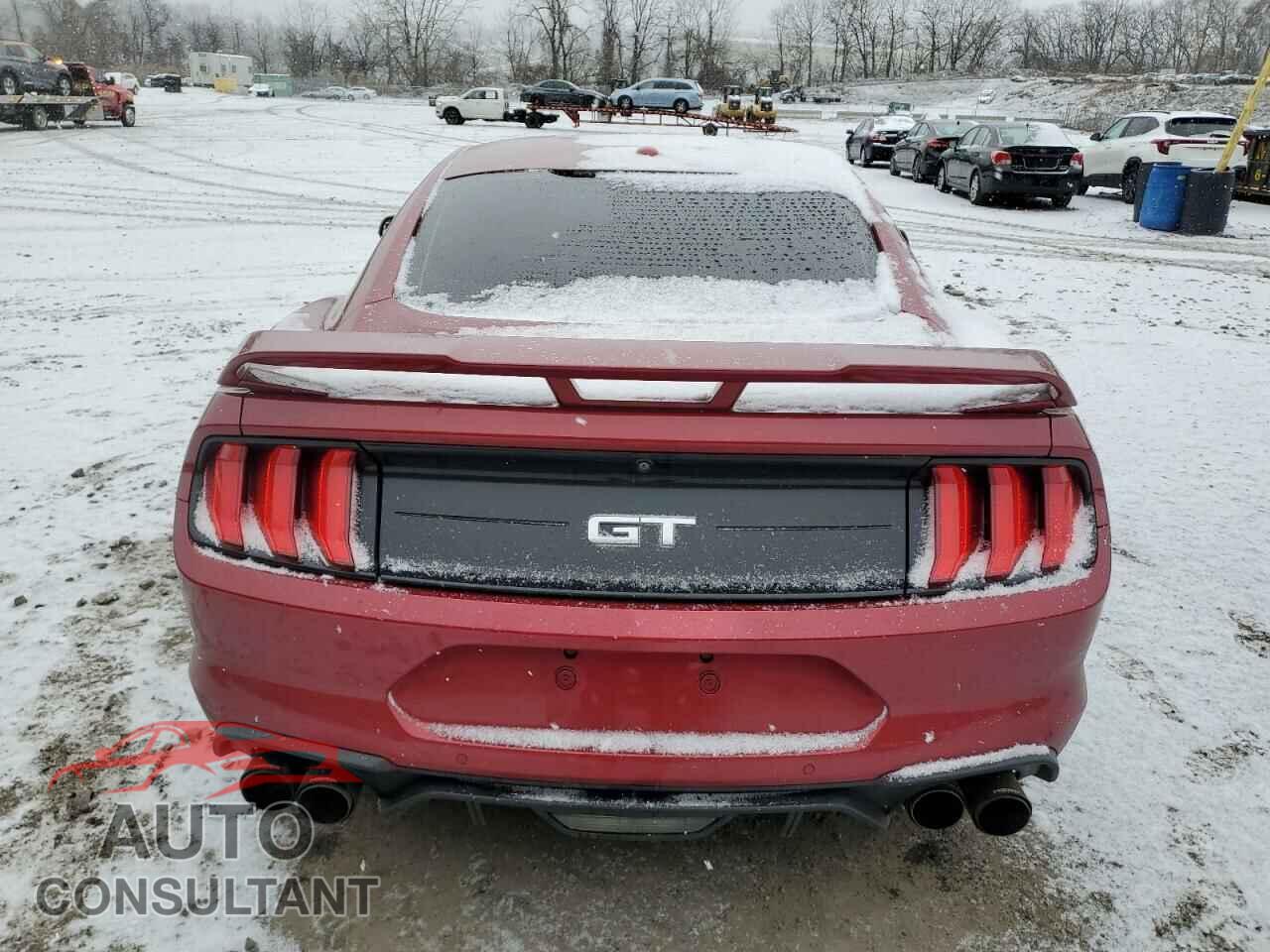 FORD MUSTANG 2018 - 1FA6P8CF7J5137628