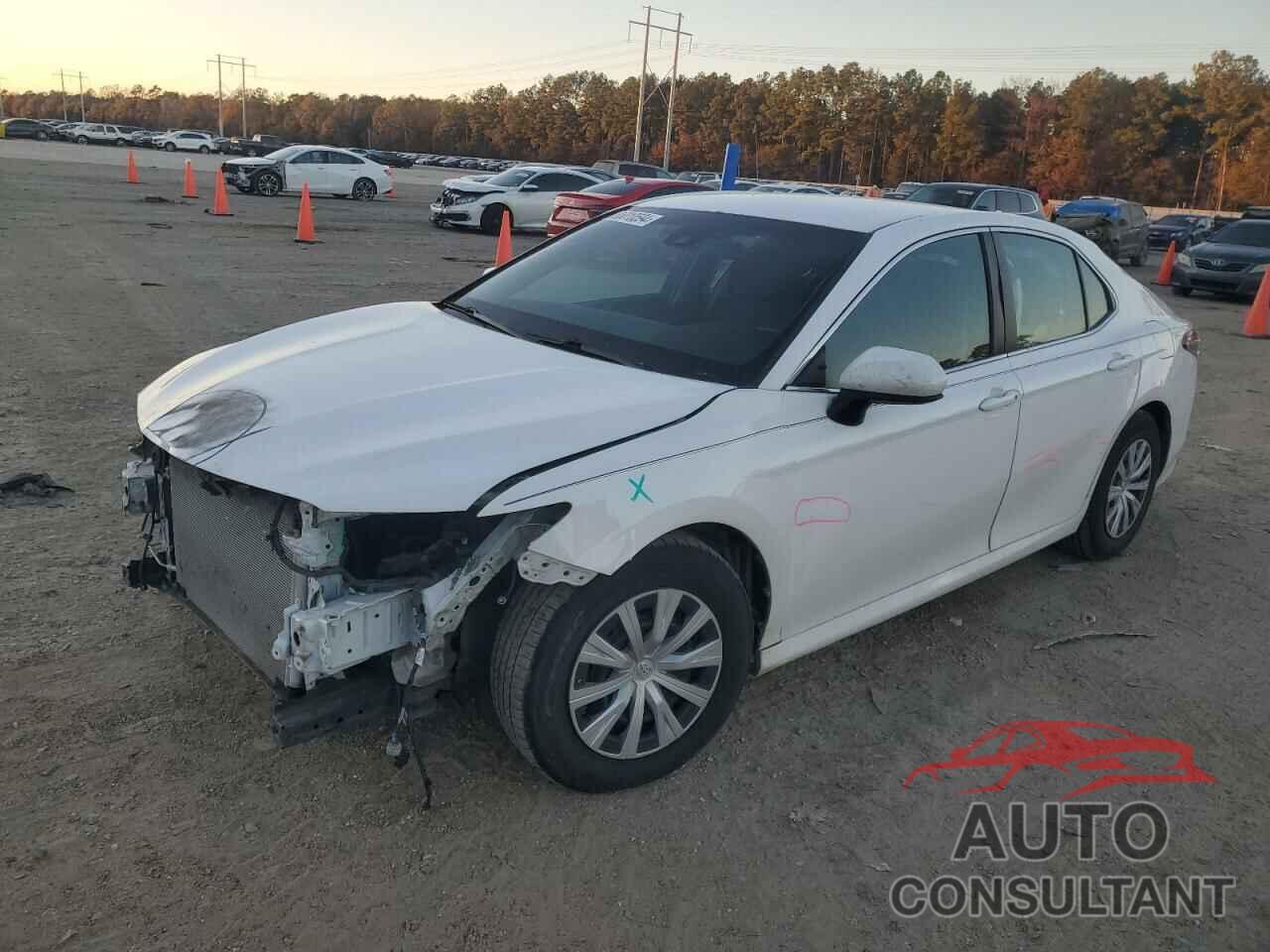 TOYOTA CAMRY 2018 - 4T1B11HK4JU560269