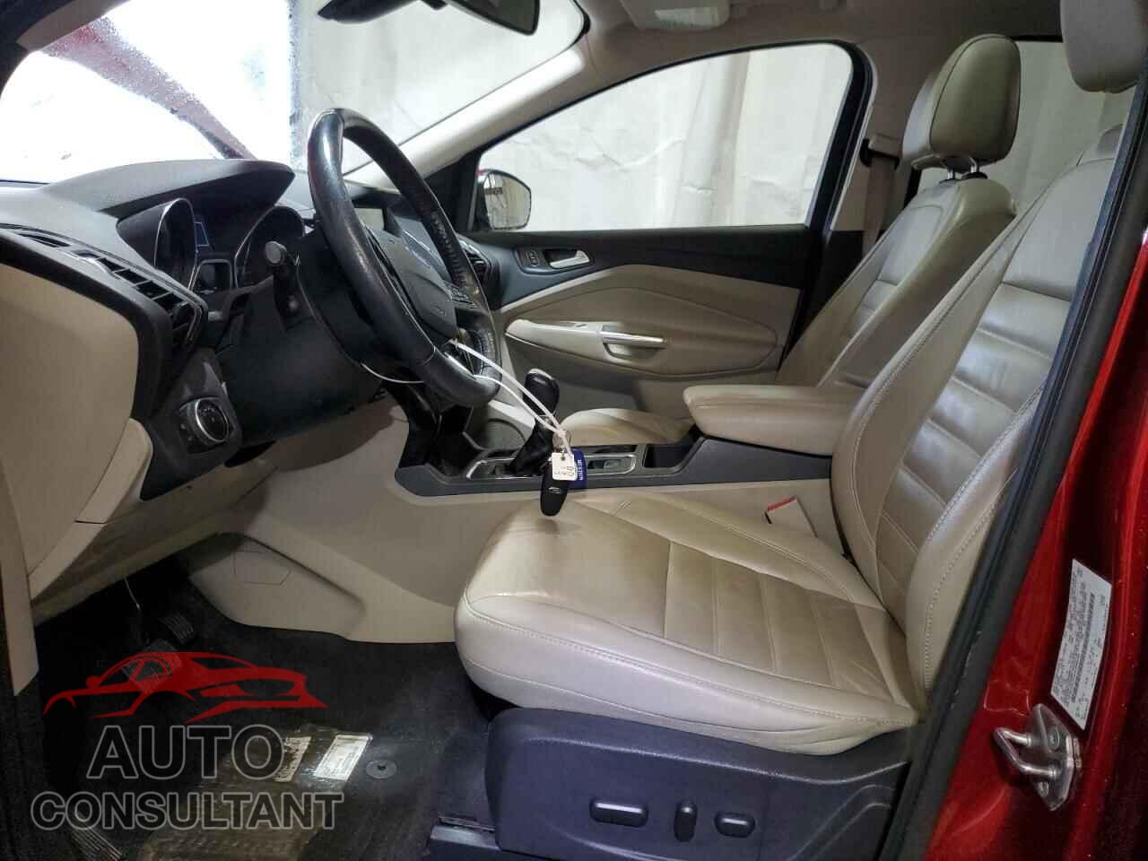 FORD ESCAPE 2017 - 1FMCU9JD4HUB98248