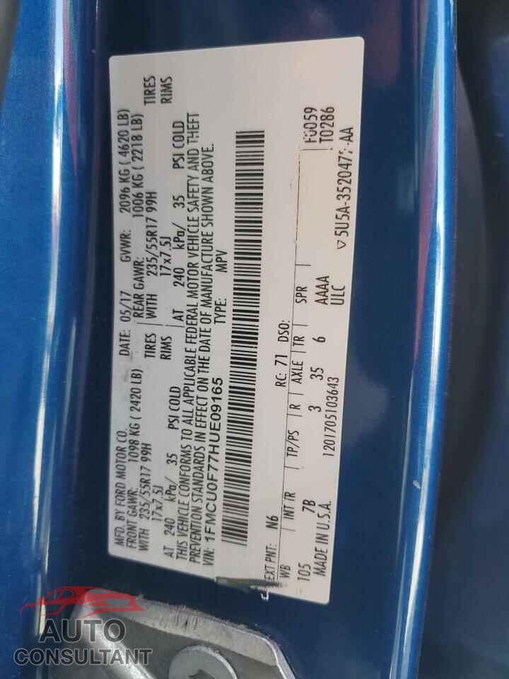 FORD ESCAPE 2017 - 1FMCU0F77HUE09165